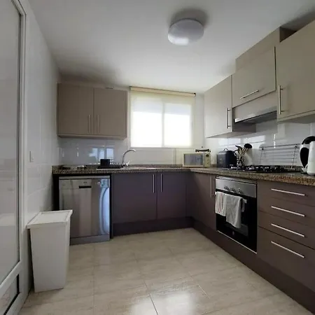 Apartment Neu Mit Pool 1 Min Zu Fuss Zum Strand *